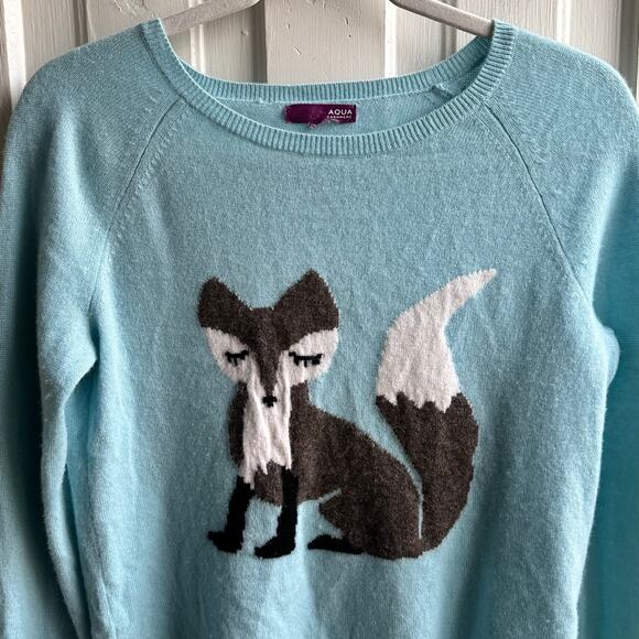 Aqua Cashmere Fox Intarsia Crewneck Sweater - Picture 3 of 9